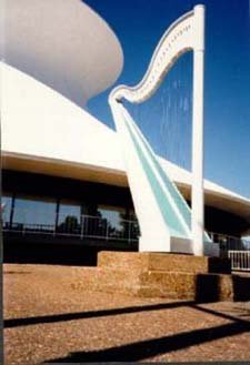 St. Louis wind harp.